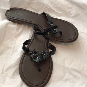 Black and brown flip flop w sliver button accents